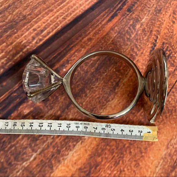 🔥Sale🔥 
Two Wedding Decoration Diamond Ring Romantic Proposal Wedding Party - Picture 4 of 7